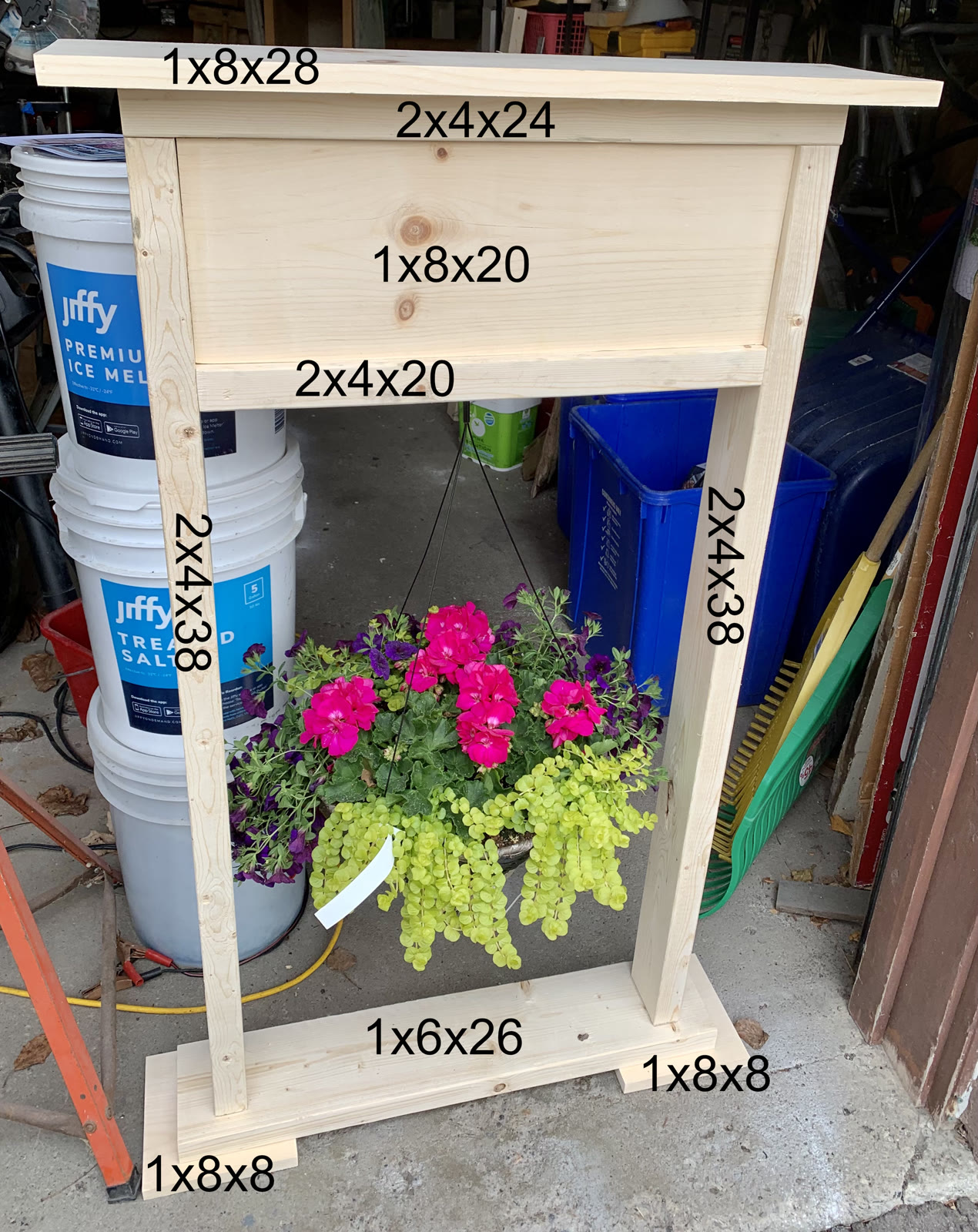 Dimensioned drawing of the welcome sign and plant-holder frame